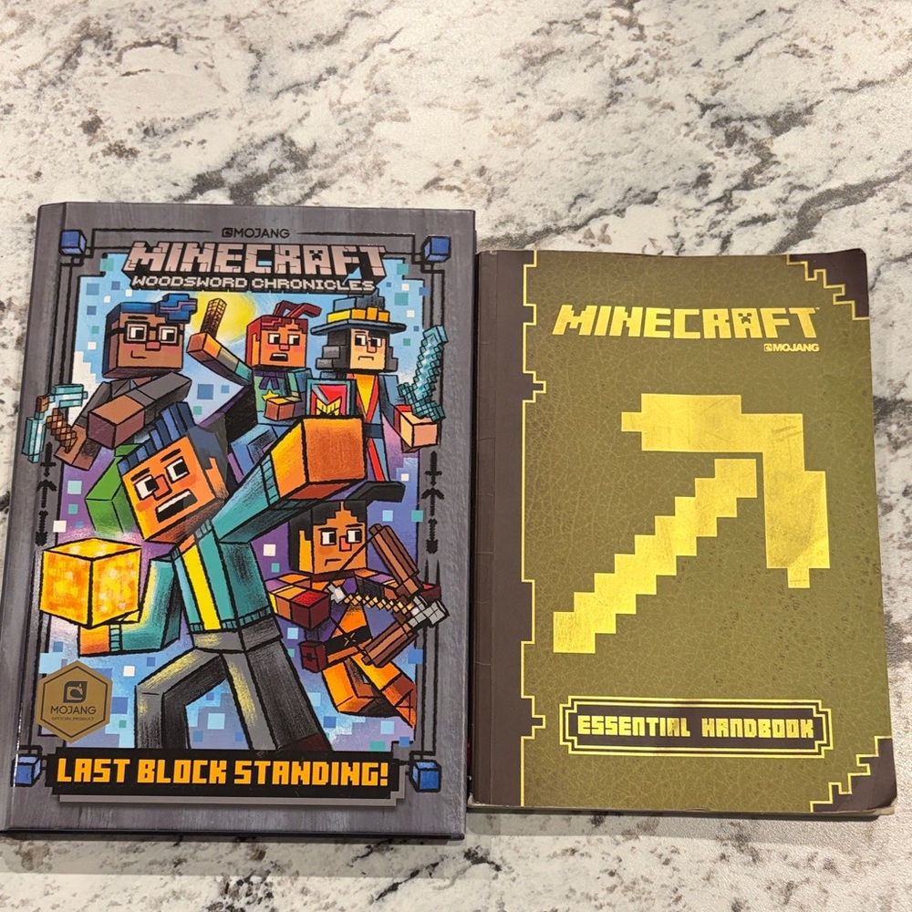 Minecraft: Woodsword Chronicles - Last Block Standing! Hardcover Set of 2